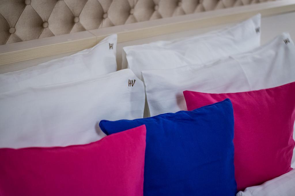 French Boutique Hotell Braşov Exteriör bild